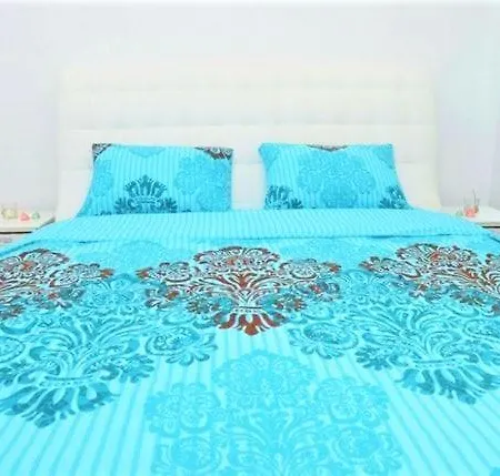 Apartment Venetis 3 *